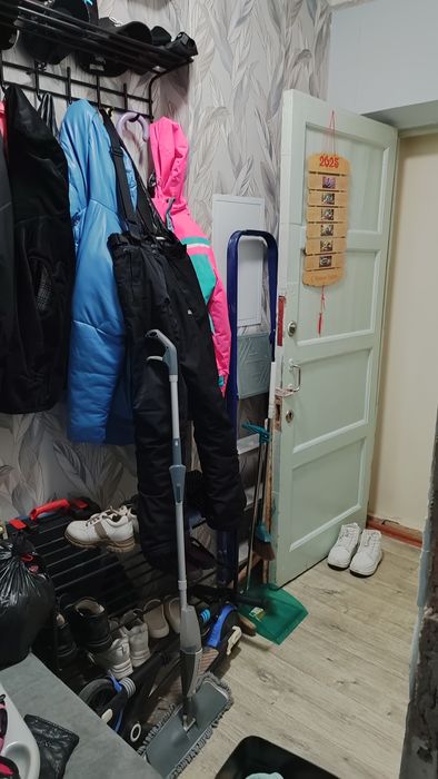 Продам 2 ком. квартиру на колосе