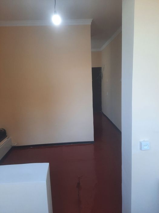 Сотилади: Чирчик шахар, Тройцкий центри Феруза-4 уй, 1 хоналик, 4-этаж