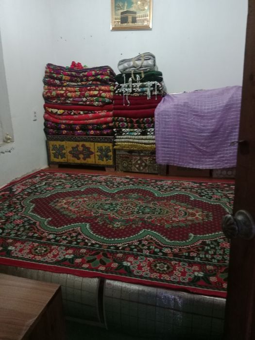 Uy sotiladi shoshilinchda