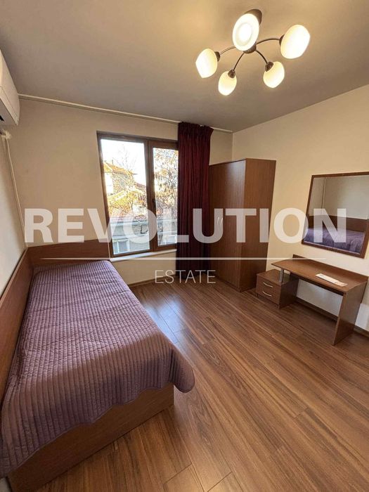 Дава се под наем Тристаен апартамент в Пловдив, Център - 94 кв.м за 661.98 € - Снимка #4