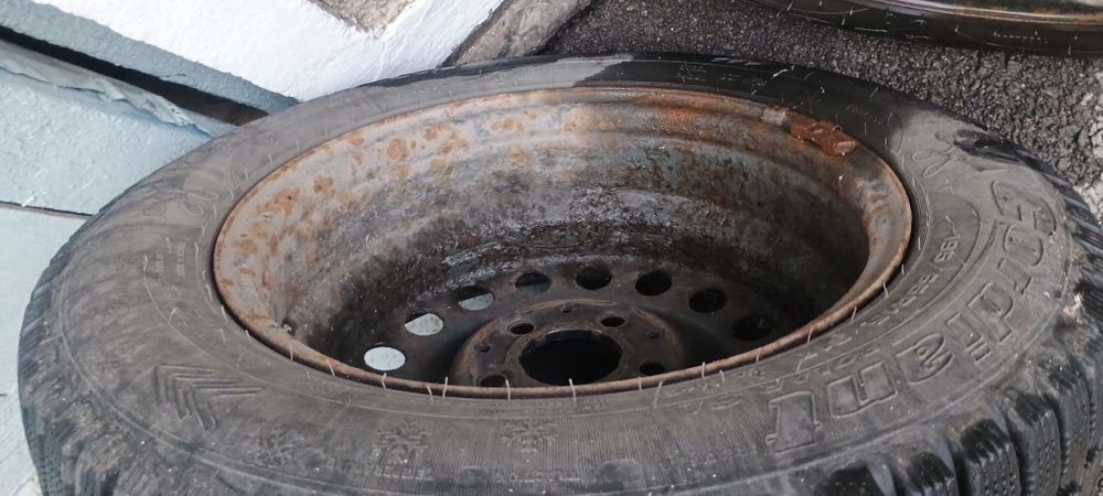 Резина с дисками