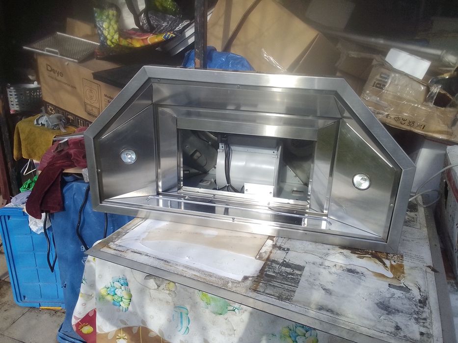 Vând hotă inox aeg -neff