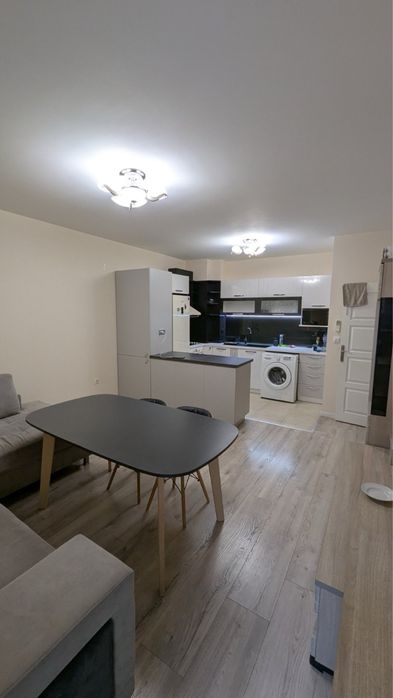 Дава се под наем Тристаен апартамент в Варна, Възраждане 1 - 87 кв.м за 629.34 € - Снимка #8