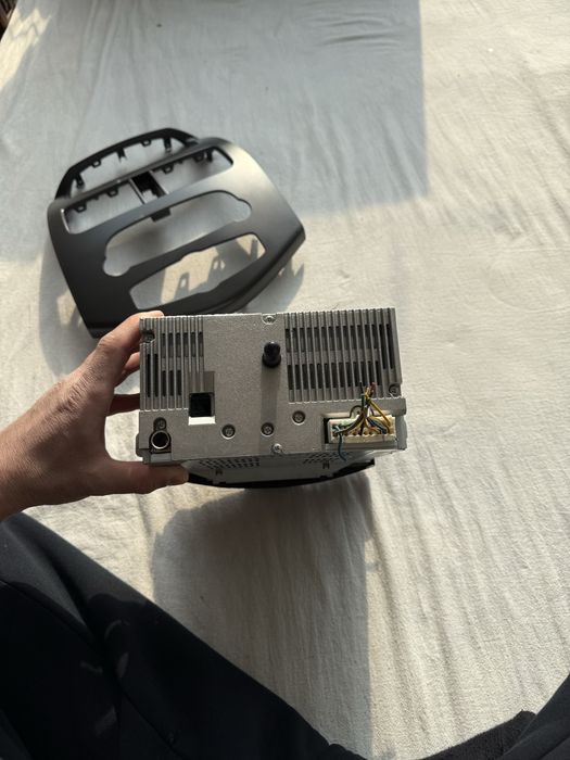 Spark magnitafon idyal holatda ramkasi bilan