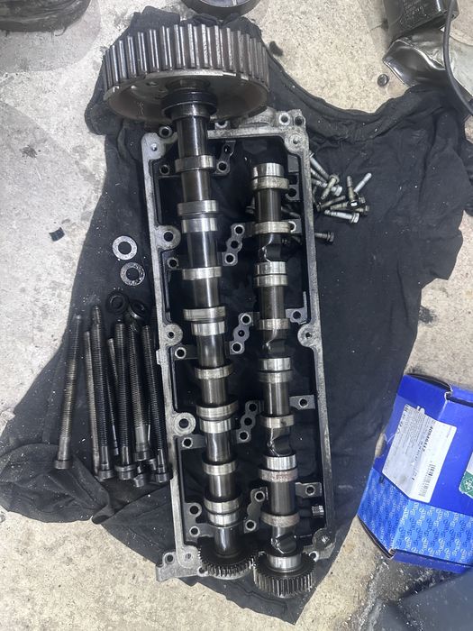 Piese motor si accesori Volkswagen Golf 6 1.6 TDI CAYC