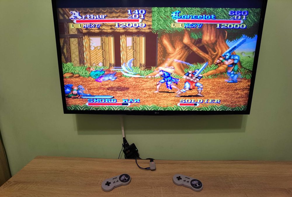 Super Nintendo SNES HDMI конзола с БЕЗЖИЧНИ контролери и над 5500 игри