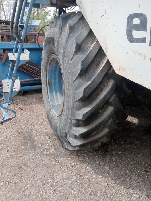 Комбайн Енисей 1200 1 HM