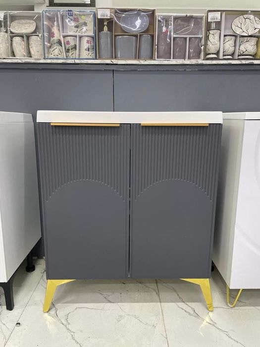 Раковина с тумбой