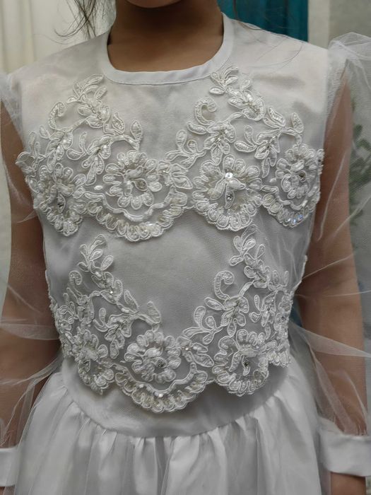 Продам платья для девочек