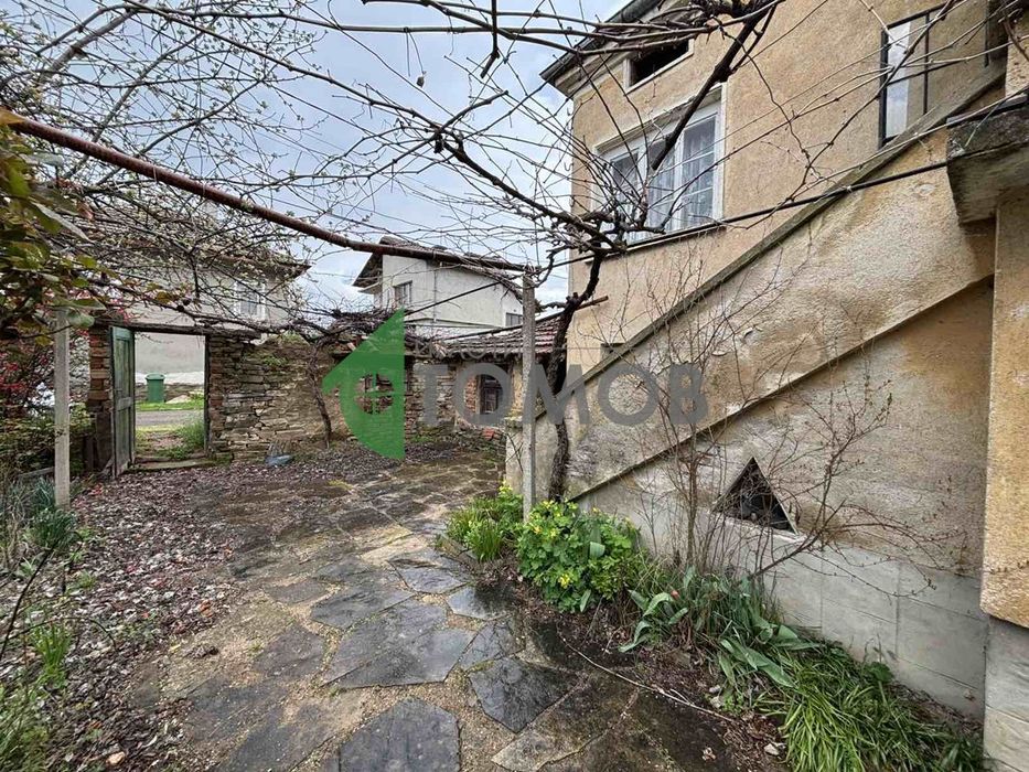 Продава се Къща в с. Ракитница, Област Стара Загора - 150 кв.м за 306 €/кв.м - Снимка #1