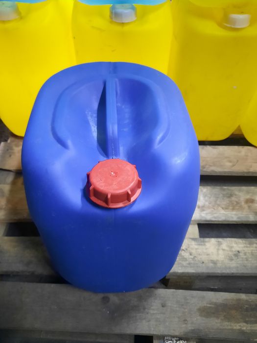 Канистры пластиковые толстостенные