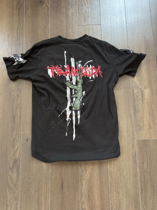 Luda psycho 3 тениска като нова!