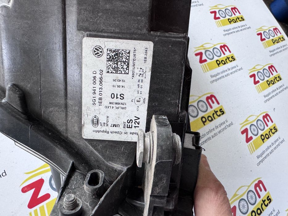 Far dreapta halogen led VW Golf 7 facelift 2017-2020