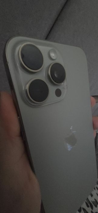 Apple 16 pro max