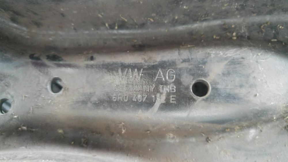 Brat bascula dreapta skoda roomster 5j 6r0407152e