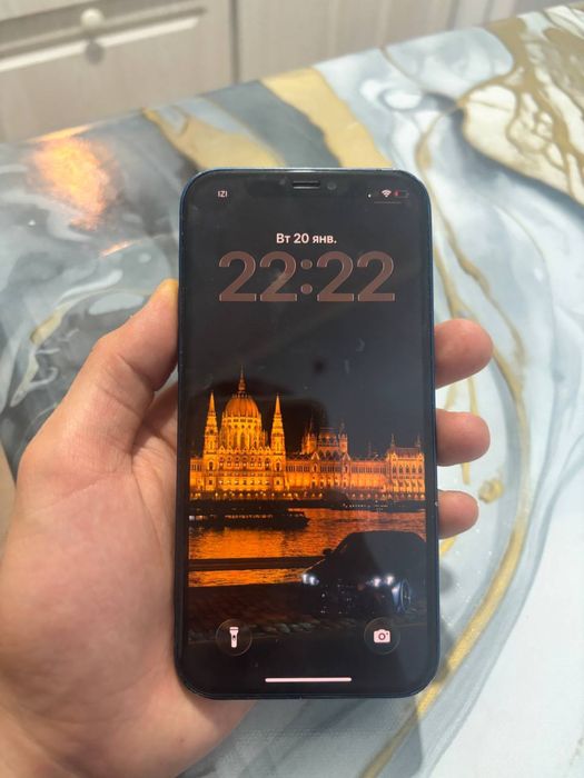 Айфон 12 128 гб все работает