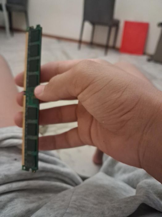 Продам срочно 2 озу для пк
