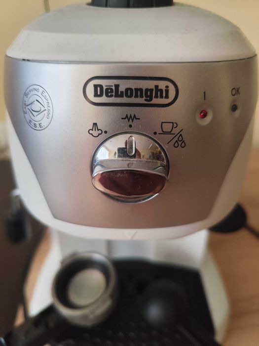 Кафе машина De Longhi EC 221.W