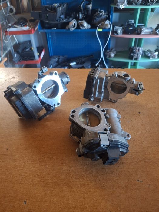 Clapetă accelerație Peugeot Citroen  1.4  1.8 2.0 Benzina