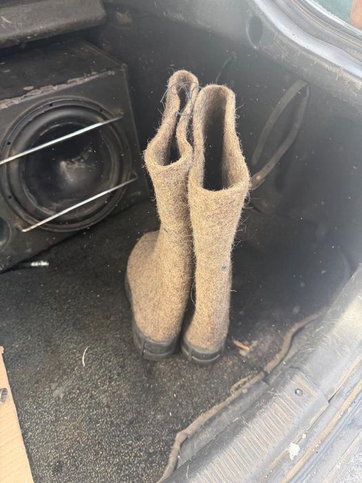 Продаю новые валенки