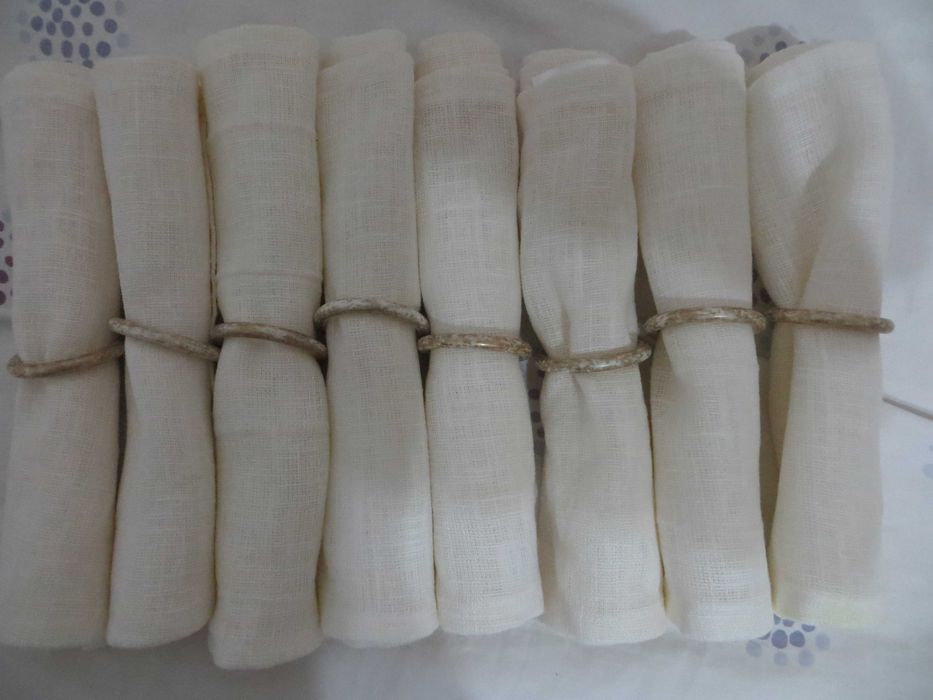 Салфетки от плат и пръстени за декорация