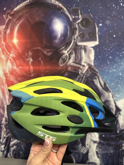 Продам велосипедный шлем
