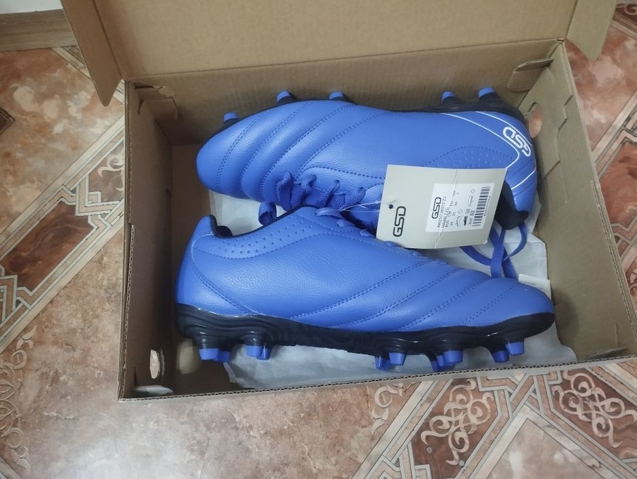 Футбольные бутсы  GSD