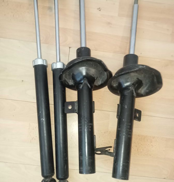 Set amortizoare Ford Focus