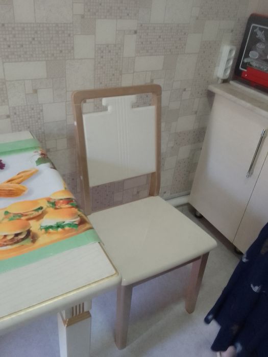 Мебель кухонный гарнитур шкавы один навесной