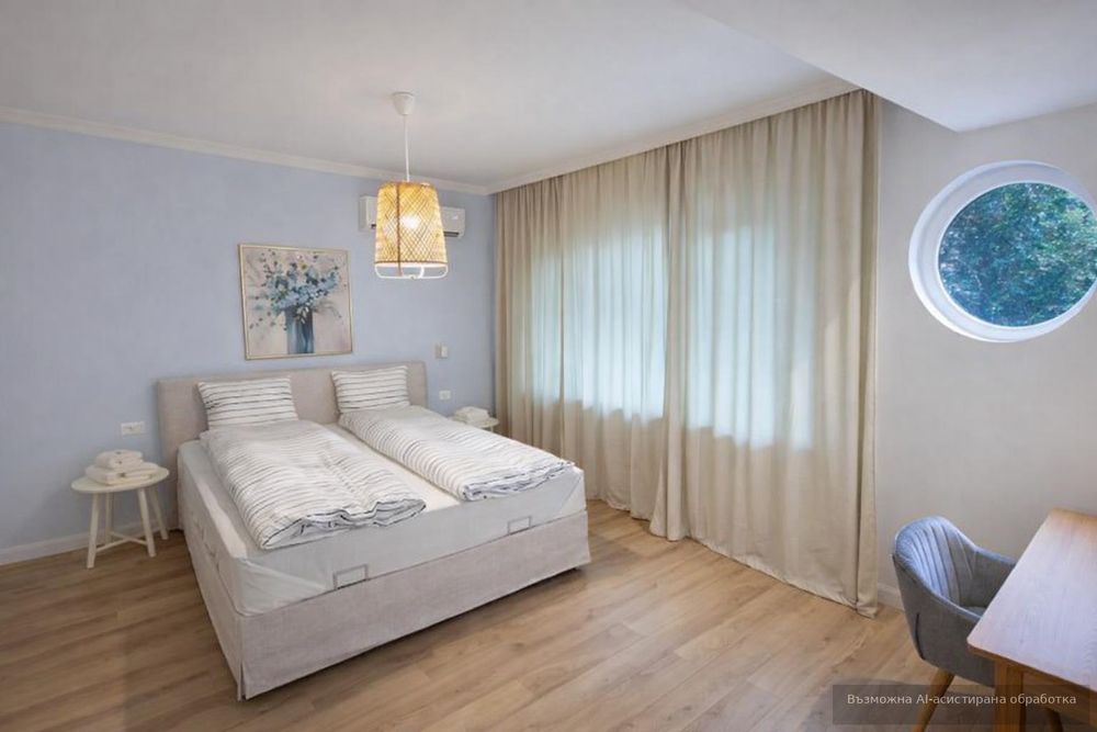Дава се под наем Тристаен апартамент в Варна, Център - 105 кв.м за 850 € - Снимка #6