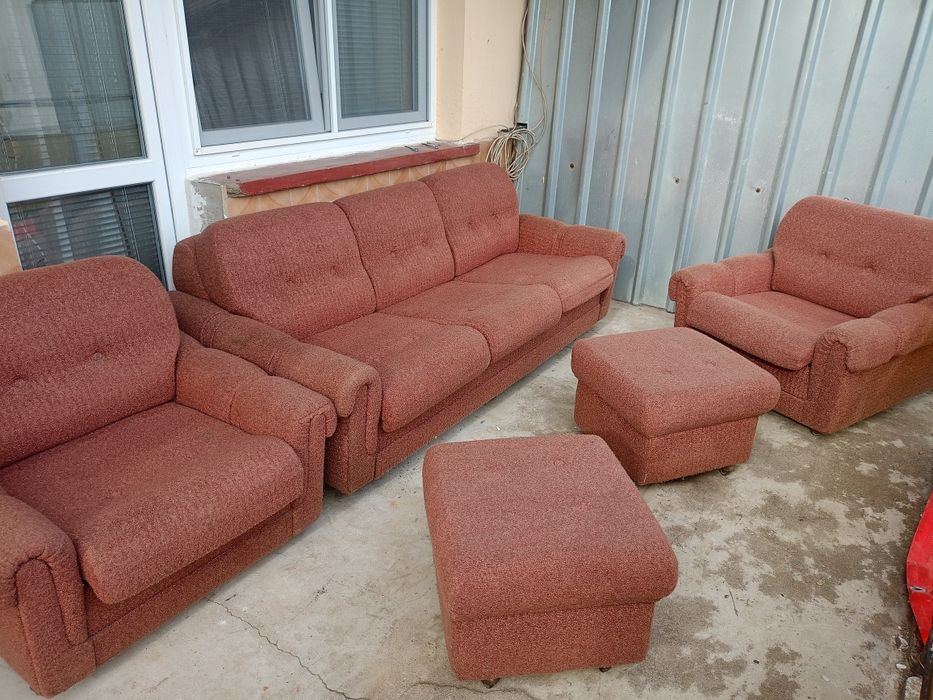 Диван за хол комплект със функция за спане!