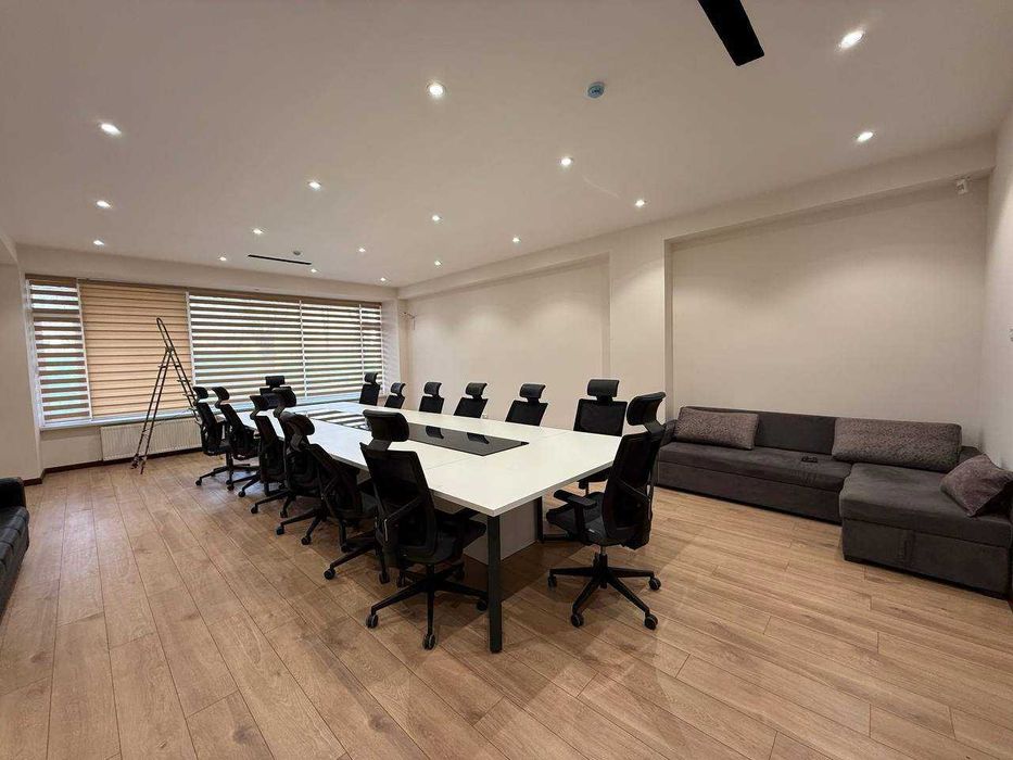 Аренда помещение  улица Мирзо Улугбека 890м2