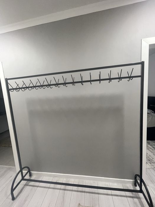 Напольная/гардеробная вешалка для одежды