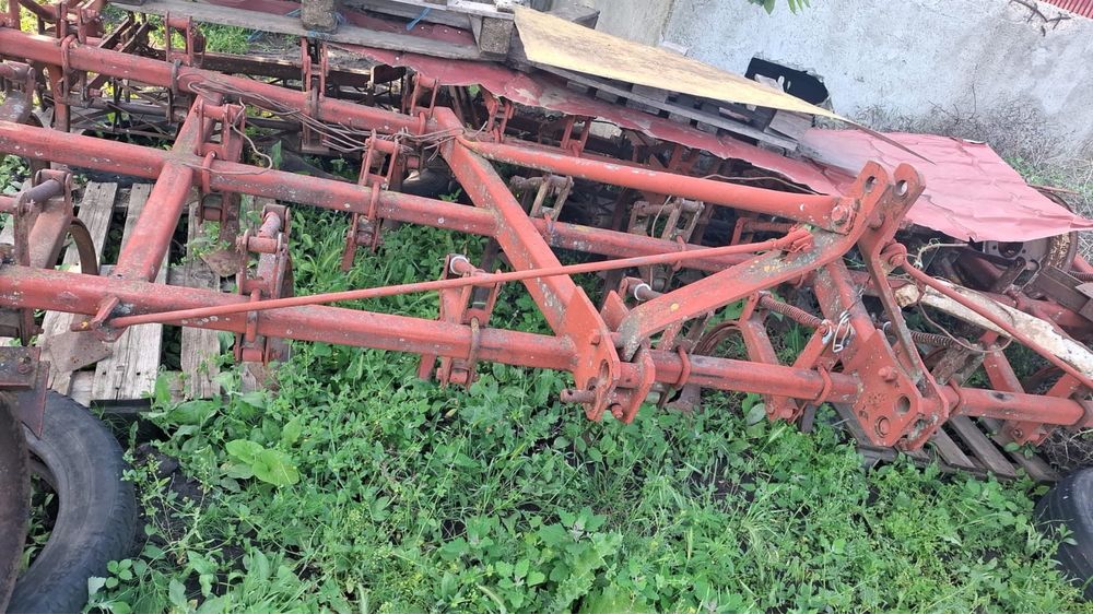 Combinator tractor