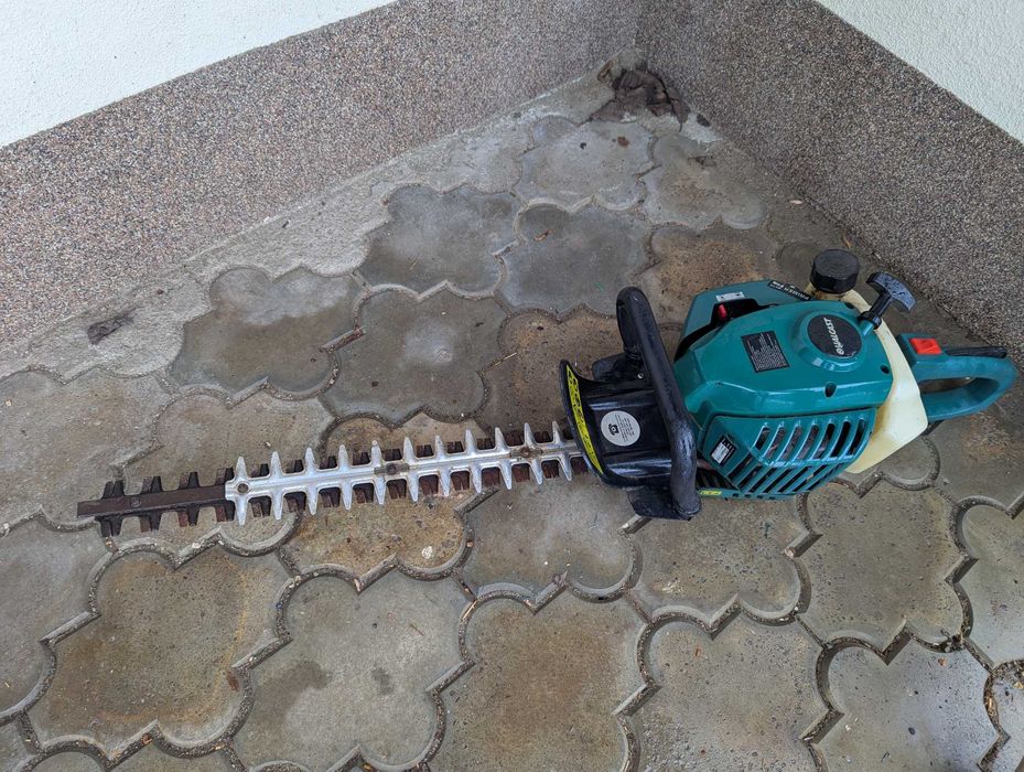 Drujba ,foarfeca pentru taiat gard viu QUAGAST