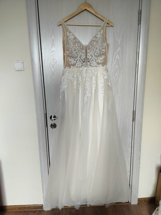 Булченска рокля А линия