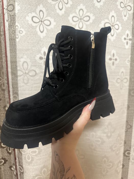 Ботинки зимние 38 размер