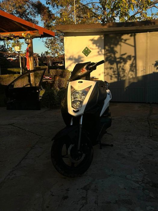 Продавам Kymco Agility RS 50cc
