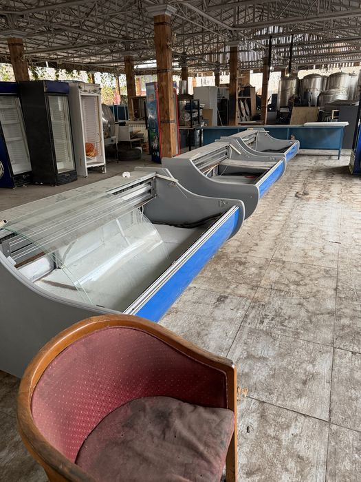 Витринные холодильники