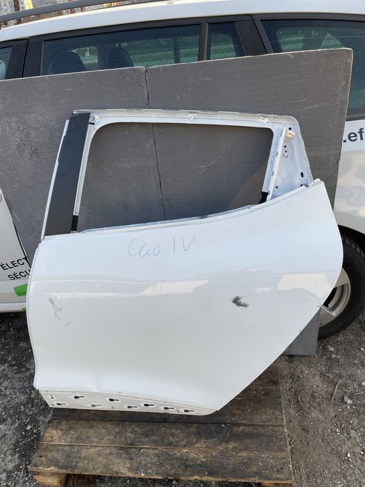 Задна лява врата за Renault Clio 4 IV Рено Клио 2013-2019г