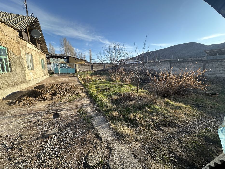 Уй сотилади СРОЧНО!!!