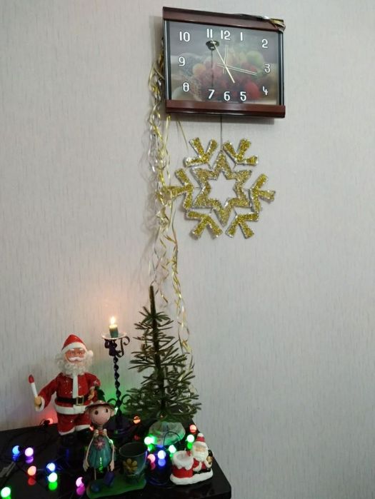 Новогодние  ЁЛКА  и Гирлянды, БОЛЬШИЕ Снежинки 3 ШТУКИ совпласэтал