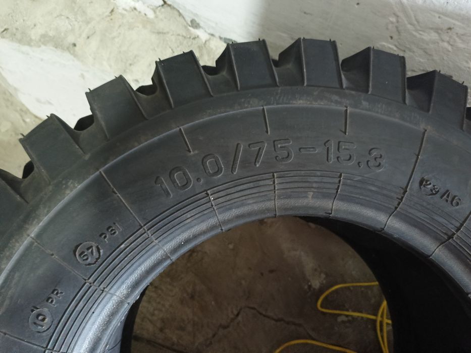 Продам шины Voltyre(на спецтехнику)