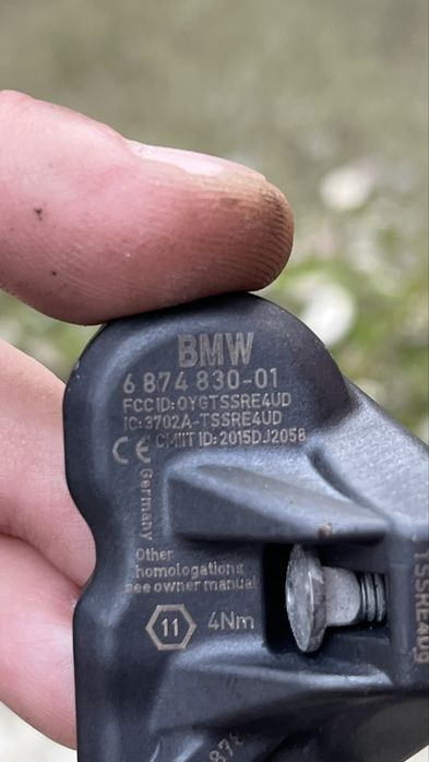 Датчици за налягане в гумите BMW