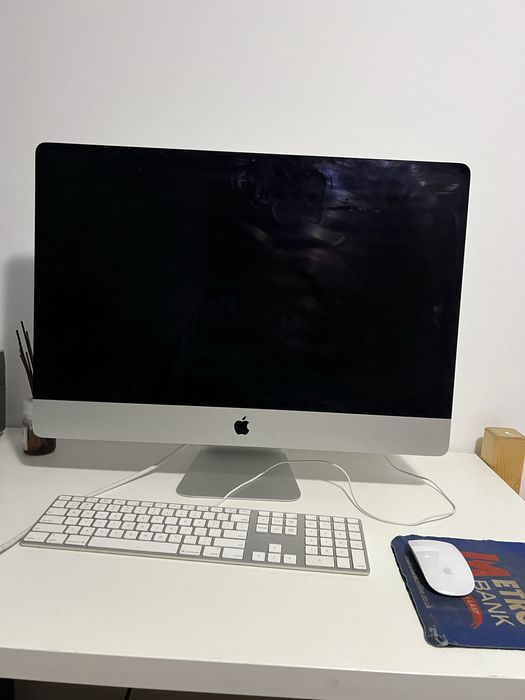 Apple iMac 27″ 2014–32GB RAM(sau schimb cu un iph 15 pro white )