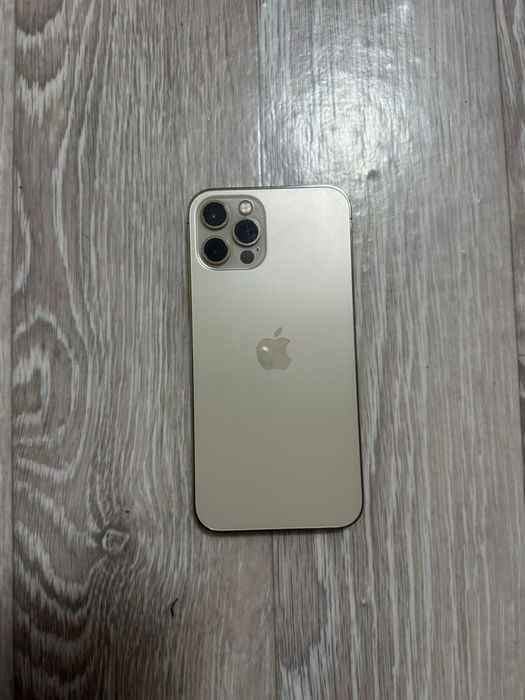 İphone 12 pro gold