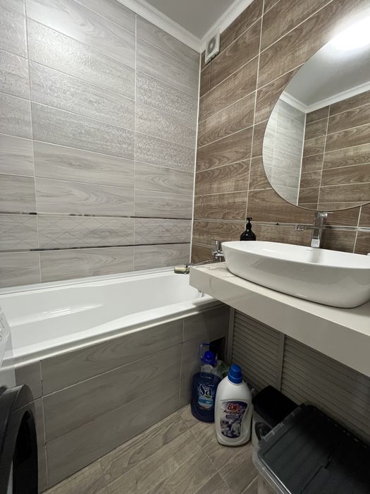 Продам 3 ком квартиру на Орбита 1