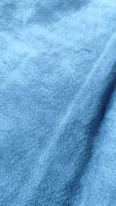 Агнешки кожи и велур