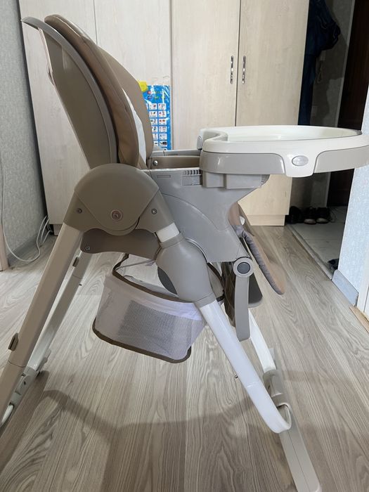 Детский стульчик для кормления