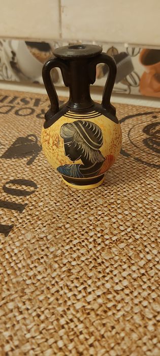 Vind vaze Antice de colecție